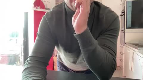 Snapshot of soumisanal2013 chatting on 11-18-25, 12:42 soumisanal2013 online show from 11-18-25, 12:42