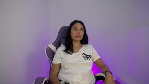 Ana  online show from 01-28-25, 03:57