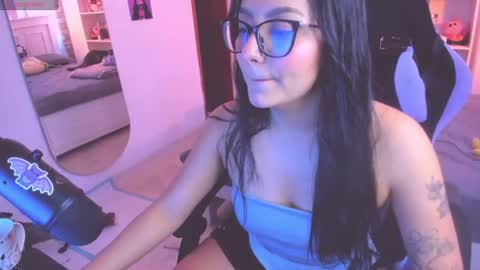 Lili online show from 07-15-26, 05:18