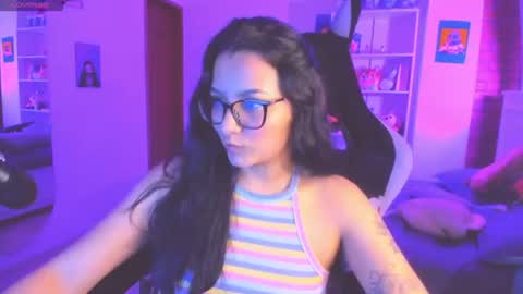 Lili online show from 07-17-26, 12:17