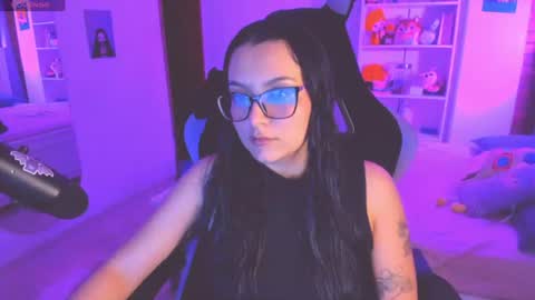 Lili online show from 07-18-26, 02:27