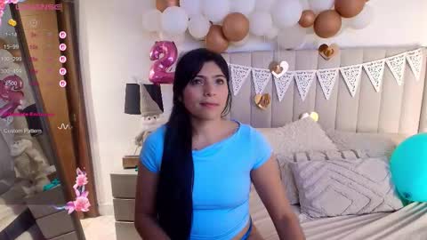 Adeline independent model online show from 12-22-25, 01:46