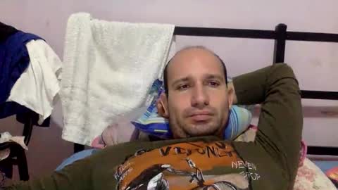 Snaiky online show from 11-20-25, 04:18