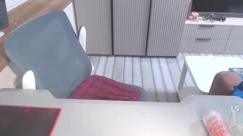 Art online show from 02-11-26, 06:46