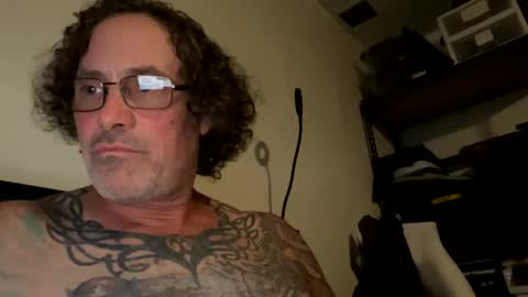 specter1972 online show from 03-31-26, 01:40