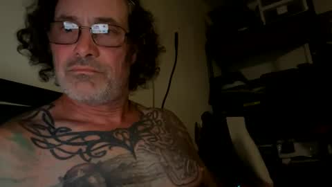 specter1972 online show from 04-14-26, 01:55