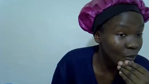 Snapshot of spicy_kittie chatting on 01-09-26, 07:44 Kittle online show from 01-09-26, 07:44