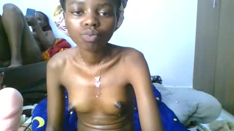 Snapshot of spicybobolishia_ chatting on 05-25-26, 03:23 Bobo online show from 05-25-26, 03:23
