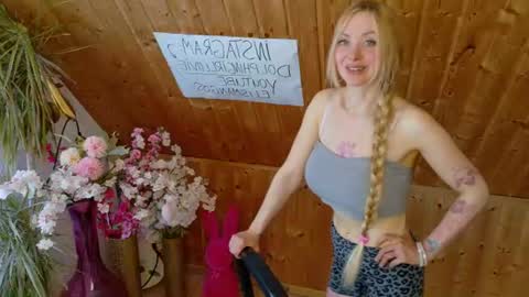 Eli online show from 06-24-26, 01:32