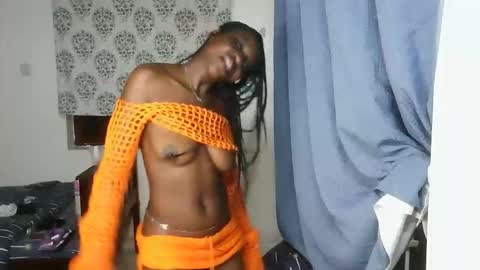 Snapshot of spicysashaa chatting on 09-21-25, 02:13 spicysashaa online show from 09-21-25, 02:13