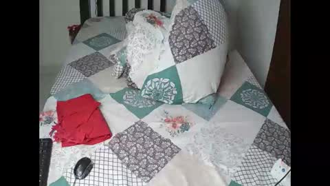 Snapshot of spicysashaa chatting on 02-24-26, 11:47 spicysashaa online show from 02-24-26, 11:47