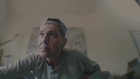 Snapshot of spliffray chatting on 09-17-25, 04:41 spliffray online show from 09-17-25, 04:41