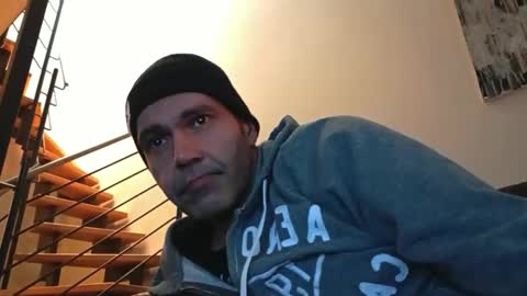 Snapshot of spliffray chatting on 09-30-25, 06:07 spliffray online show from 09-30-25, 06:07