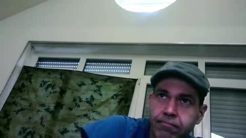 Snapshot of spliffray chatting on 04-07-26, 03:23 spliffray online show from 04-07-26, 03:23