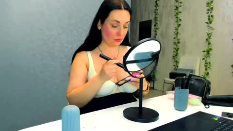 Lilith online show from 04-02-26, 07:44