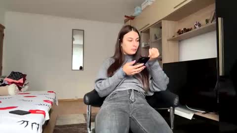My name is Maya Lush is activeThere are legends that in this room all your wishes can come true  Private is Open online show from 01-09-26, 01:47