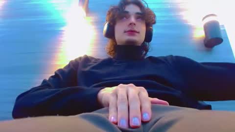 ethan online show from 05-13-26, 01:30
