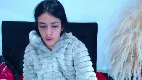 .          . online show from 07-01-26, 11:45