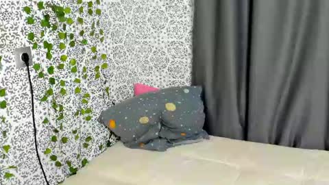 Snapshot of srygafon chatting on 06-27-26, 04:56 MARCUS online show from 06-27-26, 04:56