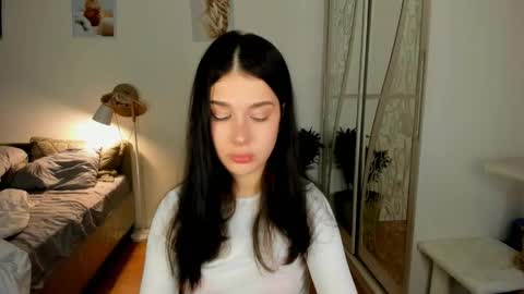 Snapshot of ssash1mii chatting on 05-10-26, 08:14 Hey guys i miss you so much online show from 05-10-26, 08:14