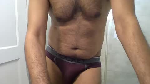 Snapshot of sslave_4_youu chatting on 01-13-25, 07:21 slave online show from 01-13-25, 07:21