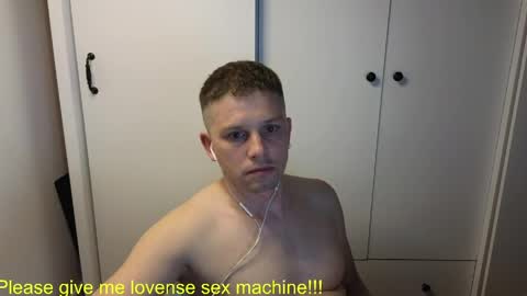 st1vemaster01 online show from 05-17-26, 03:08