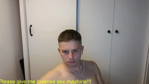 st1vemaster01 online show from 05-18-26, 02:12