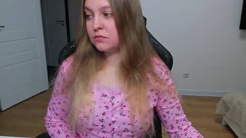 Stacy  online show from 03-28-26, 07:13