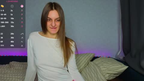 Snapshot of stacy_sexylips chatting on 04-24-26, 02:03 Sexy lips online show from 04-24-26, 02:03