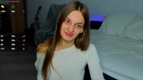 Snapshot of stacy_sexylips chatting on 05-17-26, 11:34 Sexy lips online show from 05-17-26, 11:34