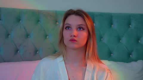 StacyEvances online show from 03-22-26, 06:11