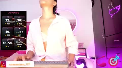 stacy fox online show from 06-24-26, 05:23