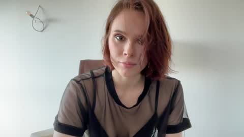 Snapshot of stacyluxxe chatting on 07-11-26, 12:08 Stacy online show from 07-11-26, 12:08