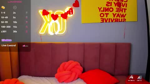 Snapshot of stacywells chatting on 02-20-26, 06:26 Stacy online show from 02-20-26, 06:26