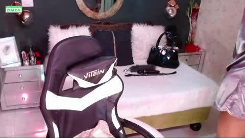 Welcome Im VICTORIA  Your love is my passion activate my love and moaning with your tips and enjoy with me online show from 05-17-26, 12:30