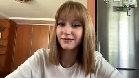 Adele online show from 06-21-26, 11:24