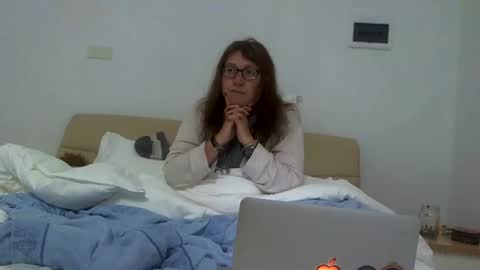 starlagurl online show from 01-19-25, 02:06