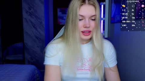 Caroline online show from 04-07-26, 03:40