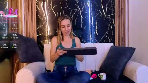 starlight_mature23_aws online show from 07-18-26, 08:45