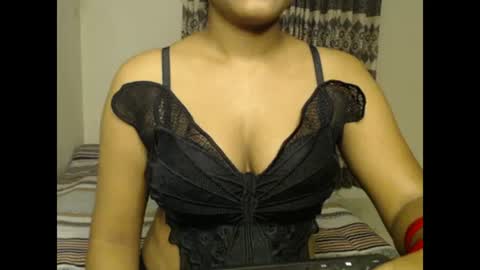 Snapshot of starrywhispers chatting on 07-11-26, 04:21 StarryWhispers online show from 07-11-26, 04:21