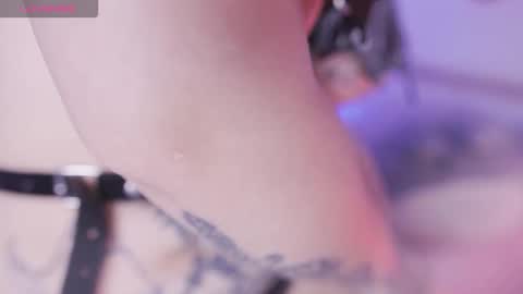 Yoko online show from 03-02-26, 06:59