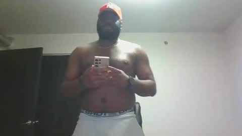 Snapshot of stayinalive1992 chatting on 03-15-26, 03:34 stayinalive1992 online show from 03-15-26, 03:34