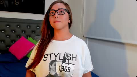 Snapshot of staywithme_x chatting on 12-30-24, 02:42 Melany online show from 12-30-24, 02:42