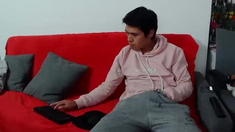 Snapshot of steban_jyj chatting on 04-06-26, 03:04 Katalleya and Steban online show from 04-06-26, 03:04