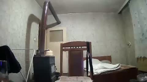 Snapshot of stefan90pt chatting on 02-17-26, 06:03 Stefan online show from 02-17-26, 06:03