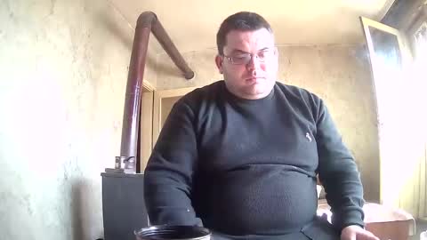 Snapshot of stefan90pt chatting on 03-10-26, 12:10 Stefan online show from 03-10-26, 12:10