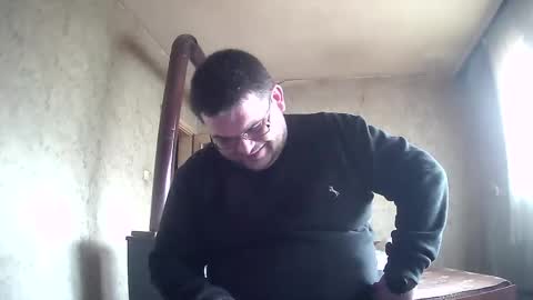 Snapshot of stefan90pt chatting on 03-16-26, 10:19 Stefan online show from 03-16-26, 10:19