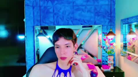 stefany piink online show from 05-10-26, 04:34