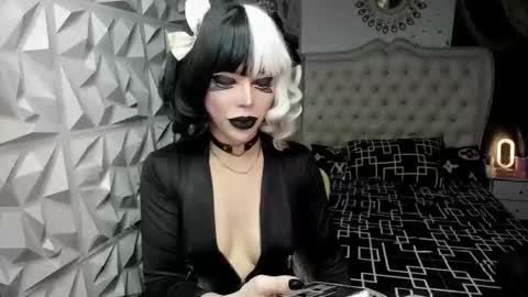 Jane online show from 04-17-26, 07:11