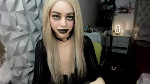 Snapshot of stefanylangkat chatting on 07-09-26, 05:44 Jane online show from 07-09-26, 05:44